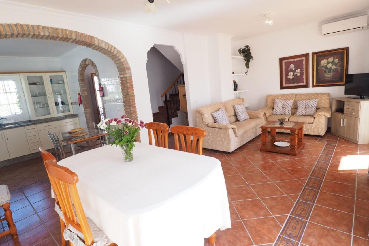 Nerja Paradise Rentals - Villa Buganvilla エクステリア 写真